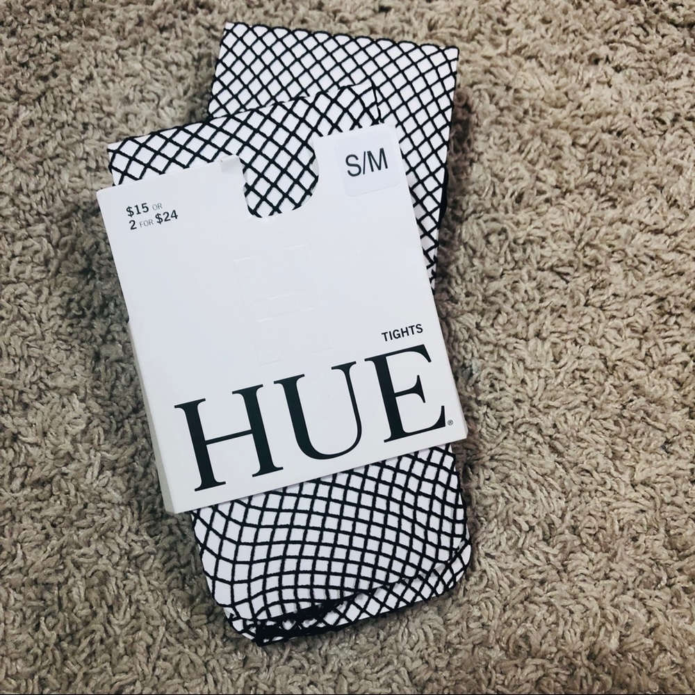 NIB HUE Black Fishnet Tights